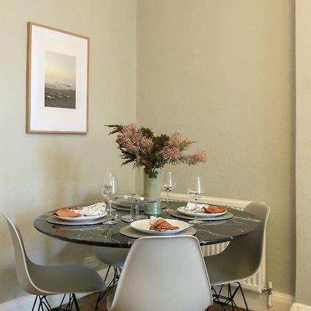 לונדון Chic 1 Bedroom Apartment In Bloomsbury, Sleeps 4 מראה חיצוני תמונה