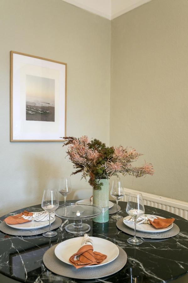 לונדון Chic 1 Bedroom Apartment In Bloomsbury, Sleeps 4 מראה חיצוני תמונה